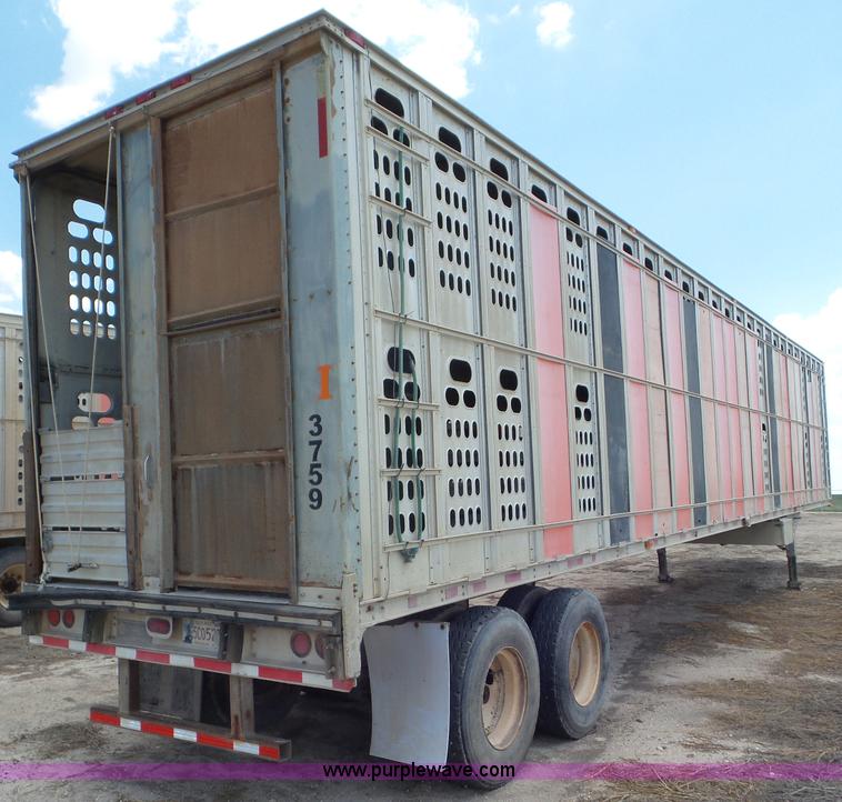 image for item CC9844 1995 Barrett Hog Deck livestock trailer