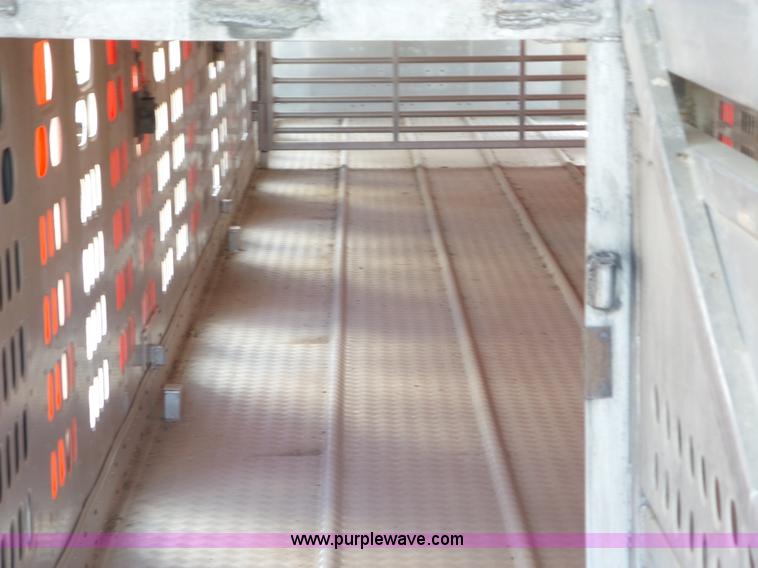 image for item CC9844 1995 Barrett Hog Deck livestock trailer