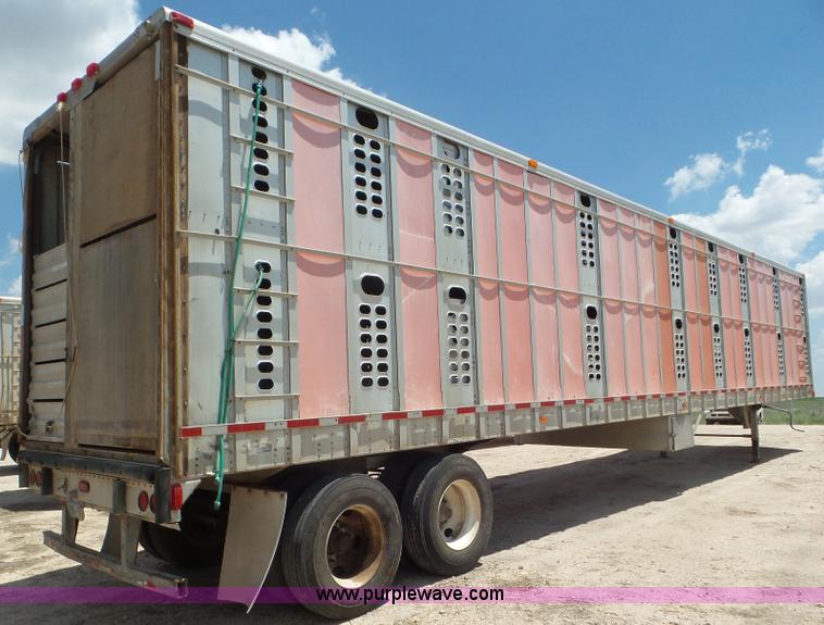 image for item CC9845 1997 Wilson Hog Deck PSAL303P livestock trailer