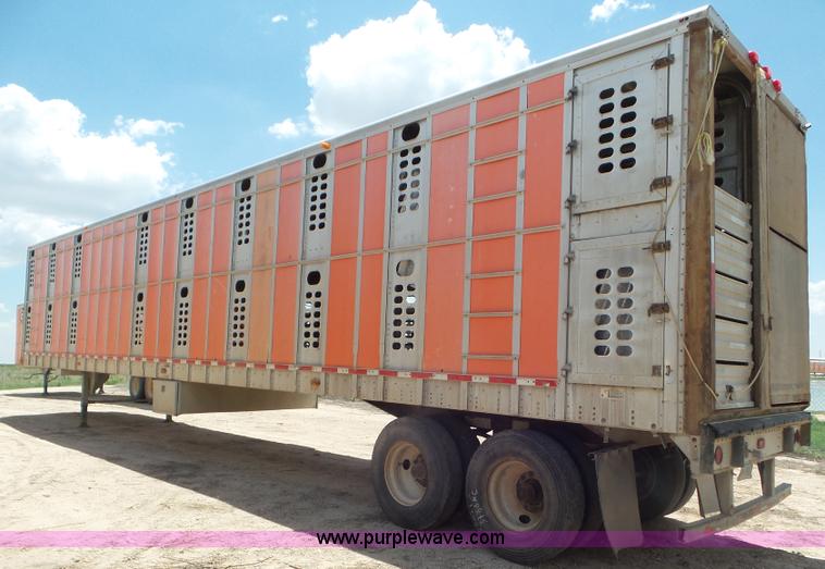image for item CC9845 1997 Wilson Hog Deck PSAL303P livestock trailer