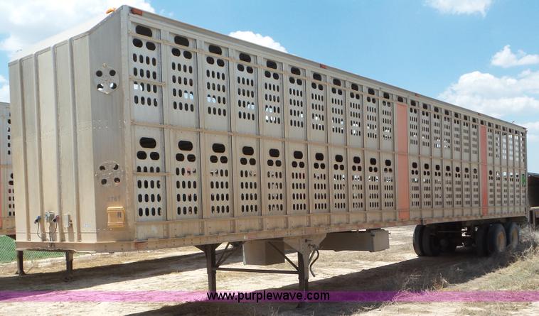 image for item CC9846 1996 Barrett Hog Deck livestock trailer