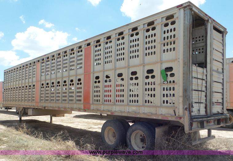 image for item CC9846 1996 Barrett Hog Deck livestock trailer
