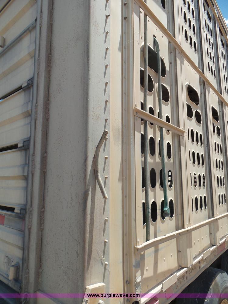 image for item CC9846 1996 Barrett Hog Deck livestock trailer