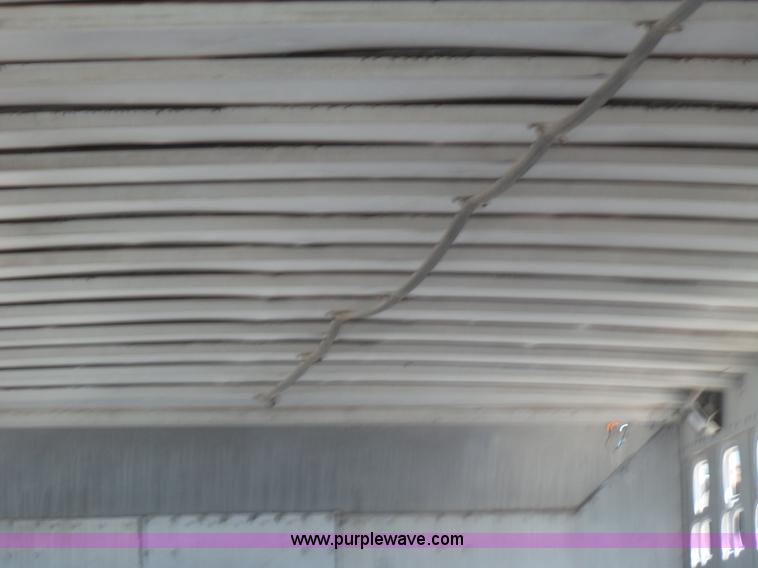 image for item CC9846 1996 Barrett Hog Deck livestock trailer