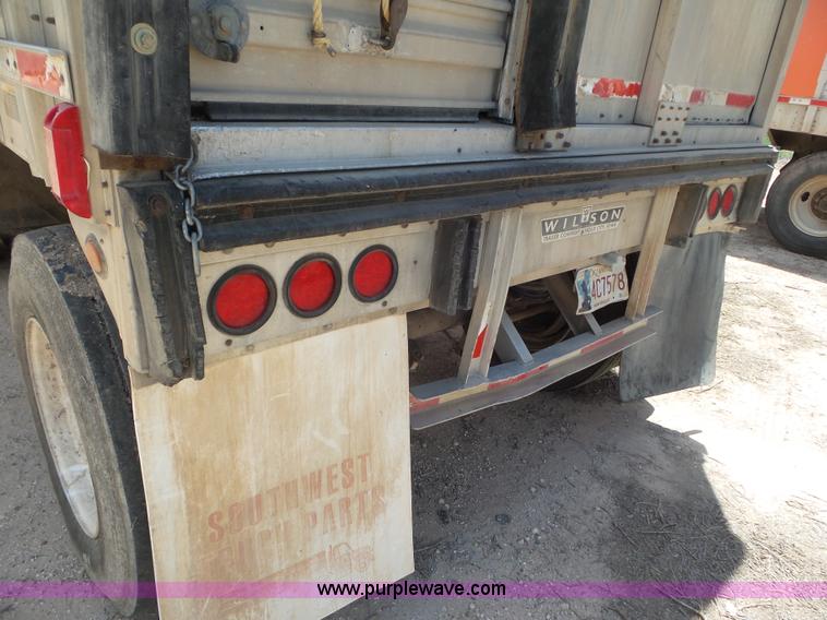 image for item CC9847 2000 Wilson Hog Deck livestock trailer