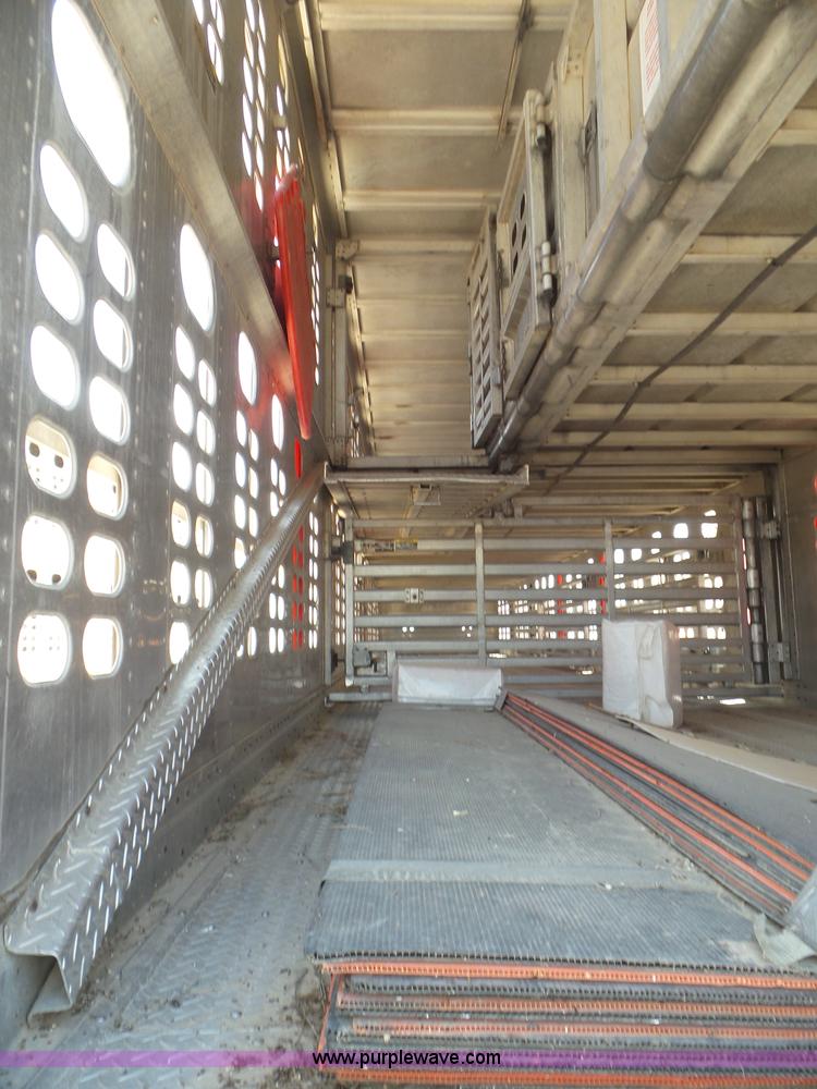 image for item CC9847 2000 Wilson Hog Deck livestock trailer