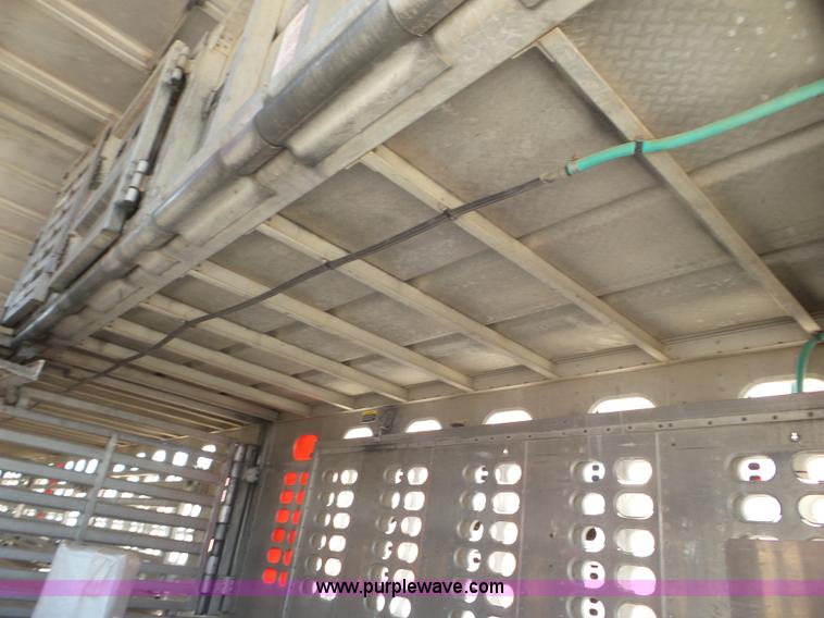 image for item CC9847 2000 Wilson Hog Deck livestock trailer