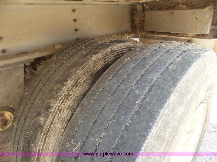 image for item CC9847 2000 Wilson Hog Deck livestock trailer