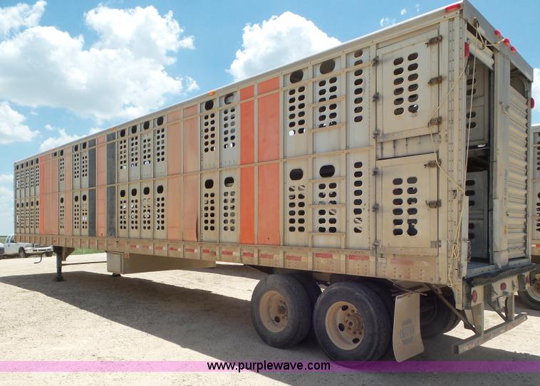 image for item CC9848 1997 Wilson Hog Deck livestock trailer