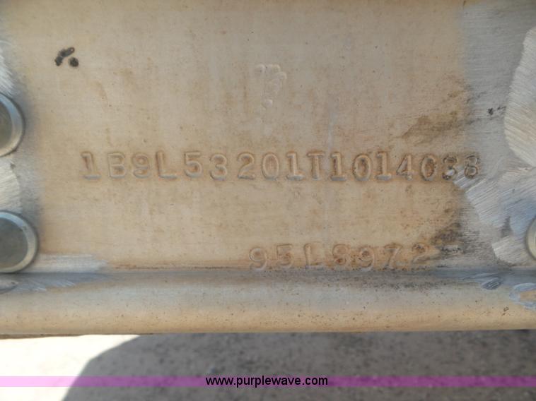 image for item CC9849 1996 Barrett Hog Deck livestock trailer