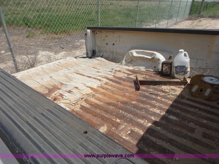 image for item CC9851 2005 Ford F250 Super Duty SuperCab pickup truck