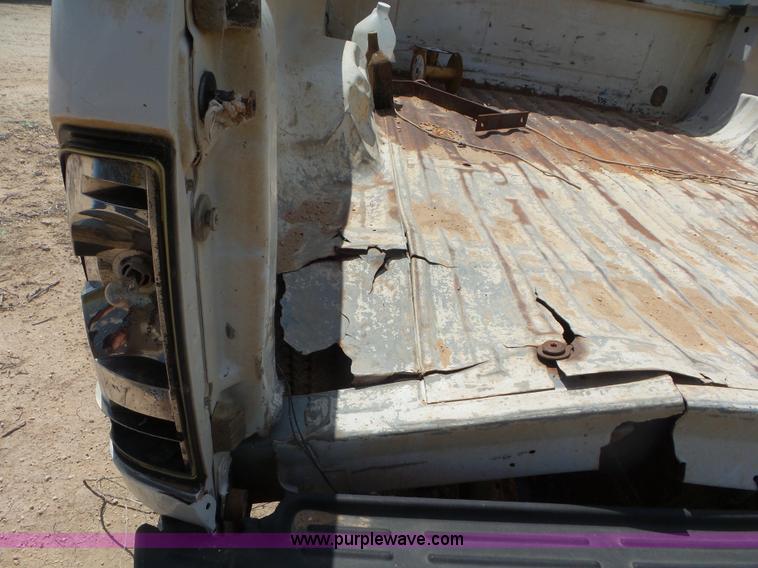 image for item CC9851 2005 Ford F250 Super Duty SuperCab pickup truck