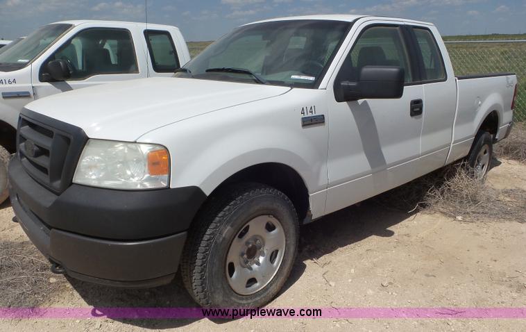 image for item CC9852 2005 Ford F150 SuperCab pickup truck