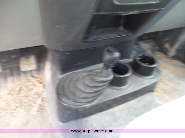 image for item CC9852 2005 Ford F150 SuperCab pickup truck