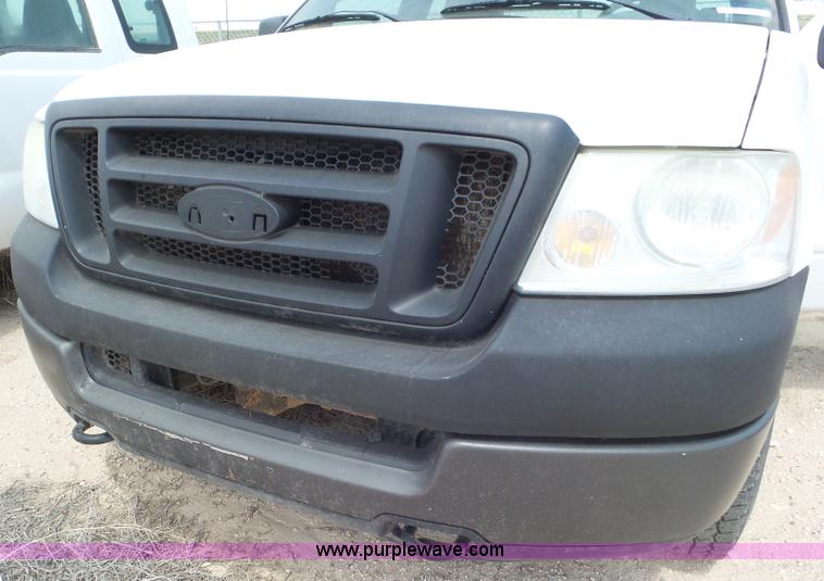 image for item CC9852 2005 Ford F150 SuperCab pickup truck