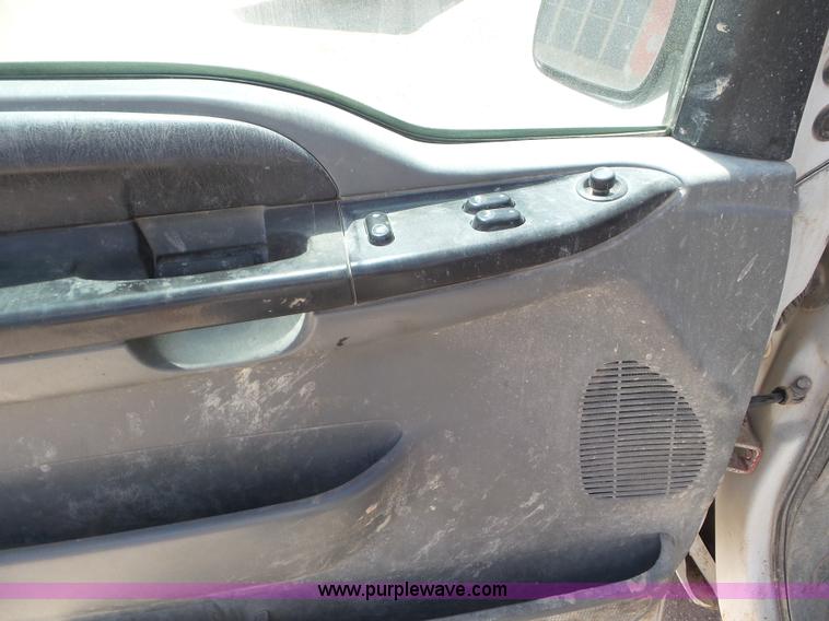 image for item CC9853 2006 Ford F250 Super Duty SuperCab pickup truck