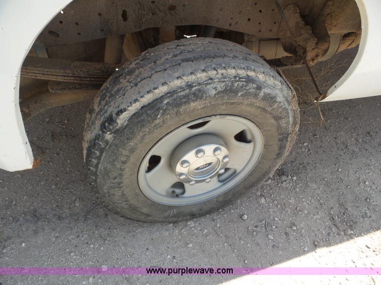 image for item CC9853 2006 Ford F250 Super Duty SuperCab pickup truck