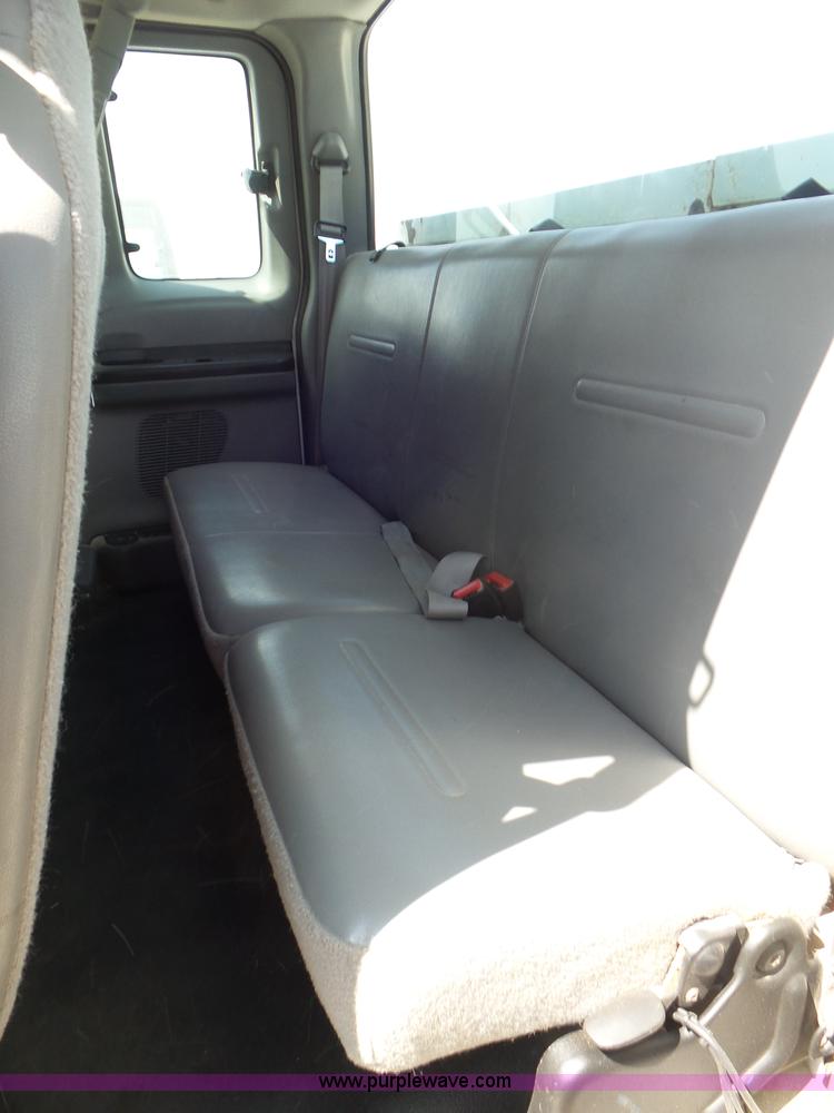 image for item CC9854 2006 Ford F250 Super Duty SuperCab pickup truck