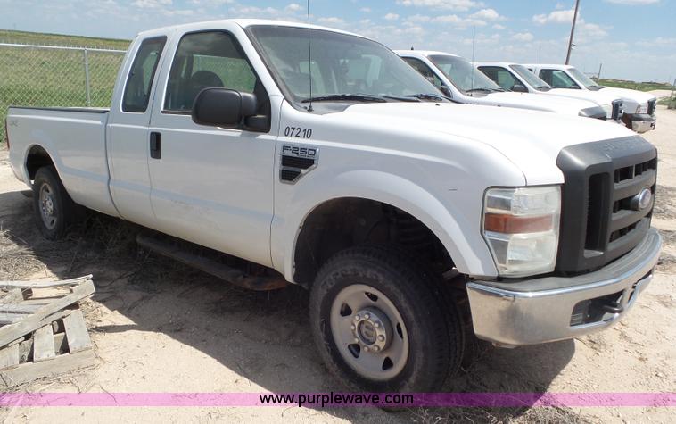 image for item CC9856 2008 Ford F250 Super Duty SuperCab pickup truck