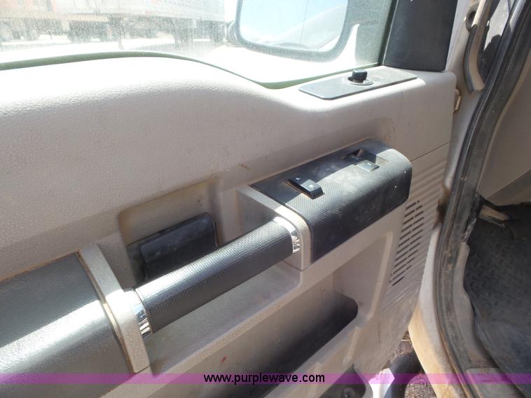 image for item CC9856 2008 Ford F250 Super Duty SuperCab pickup truck