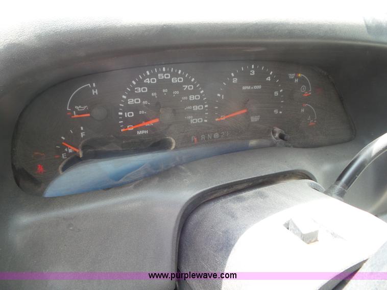 image for item CC9857 2004 Ford F250 Super Duty SuperCab pickup truck