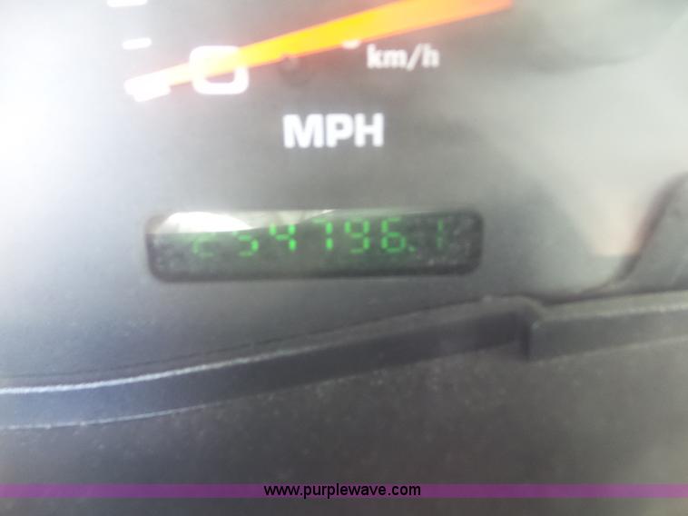 image for item CC9857 2004 Ford F250 Super Duty SuperCab pickup truck