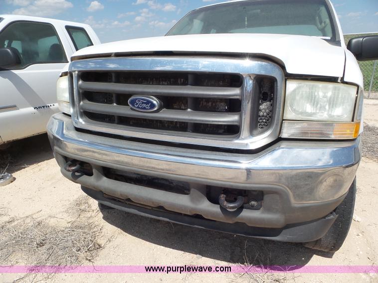 image for item CC9857 2004 Ford F250 Super Duty SuperCab pickup truck