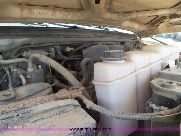 image for item CC9857 2004 Ford F250 Super Duty SuperCab pickup truck