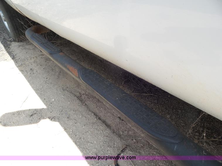 image for item CC9857 2004 Ford F250 Super Duty SuperCab pickup truck