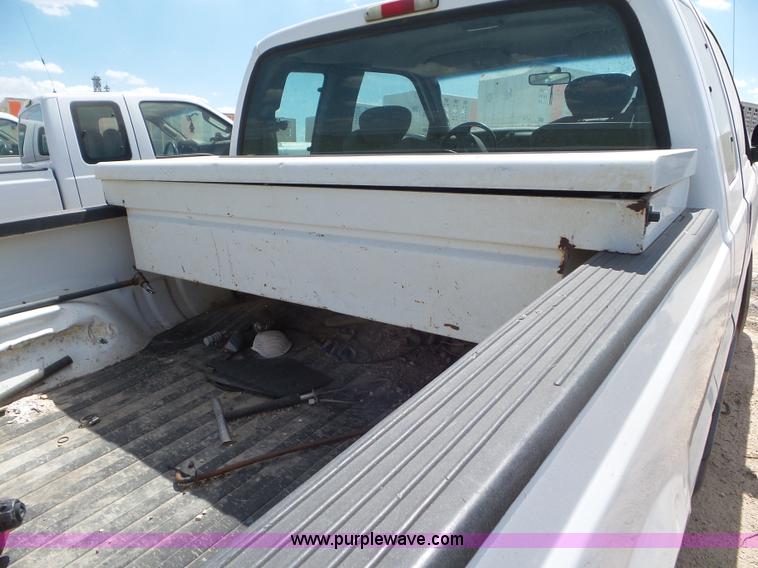 image for item CC9857 2004 Ford F250 Super Duty SuperCab pickup truck