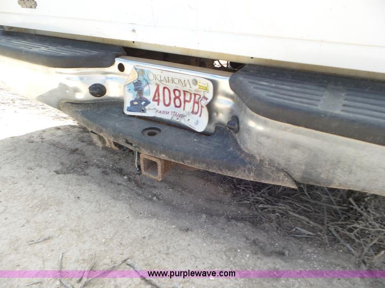 image for item CC9857 2004 Ford F250 Super Duty SuperCab pickup truck