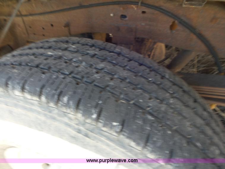 image for item CC9857 2004 Ford F250 Super Duty SuperCab pickup truck