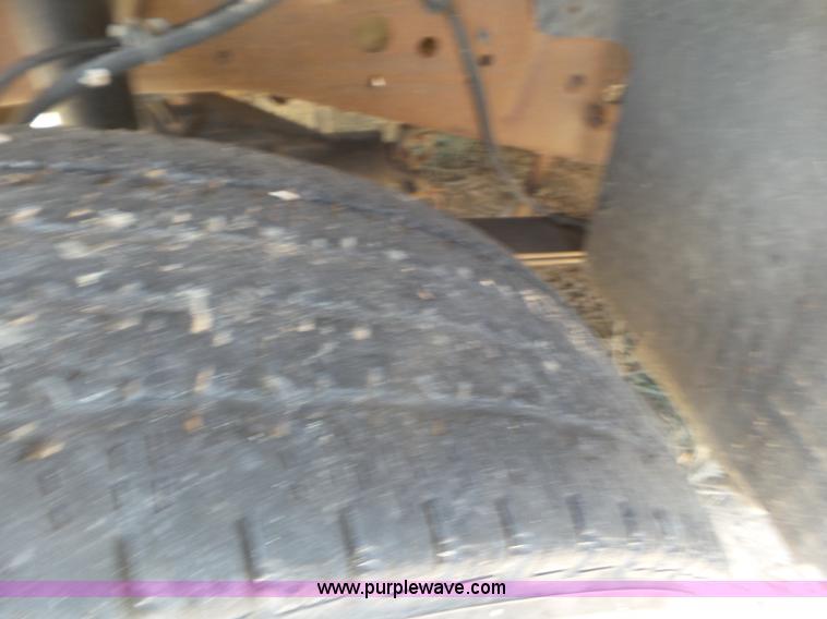 image for item CC9857 2004 Ford F250 Super Duty SuperCab pickup truck