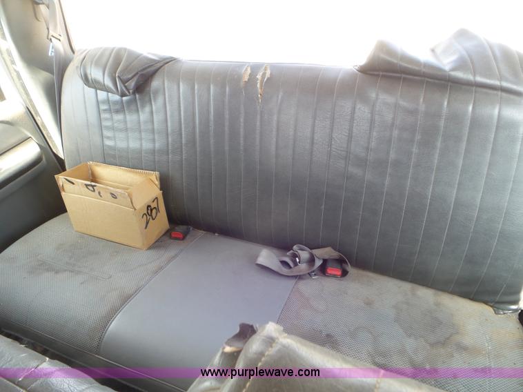 image for item CC9859 2005 Ford F250 Super Duty Crew Cab pickup truck