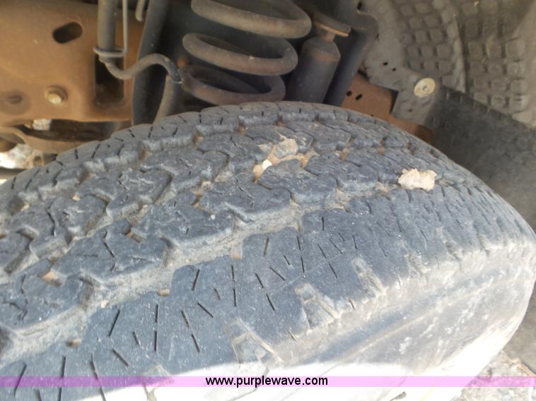 image for item CC9859 2005 Ford F250 Super Duty Crew Cab pickup truck