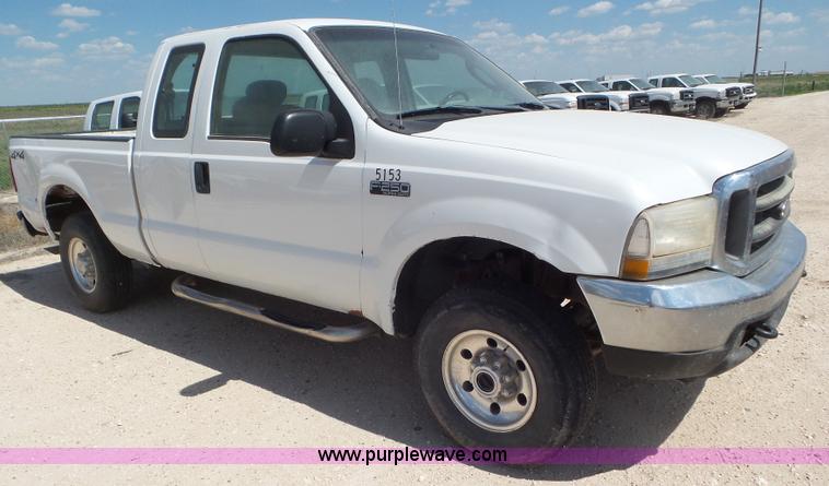 image for item CC9860 2004 Ford F250 Super Duty SuperCab pickup truck