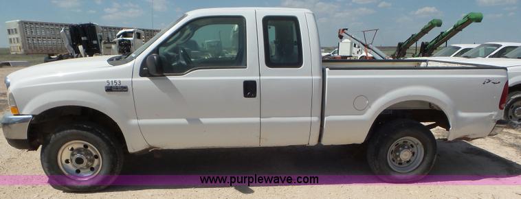 image for item CC9860 2004 Ford F250 Super Duty SuperCab pickup truck