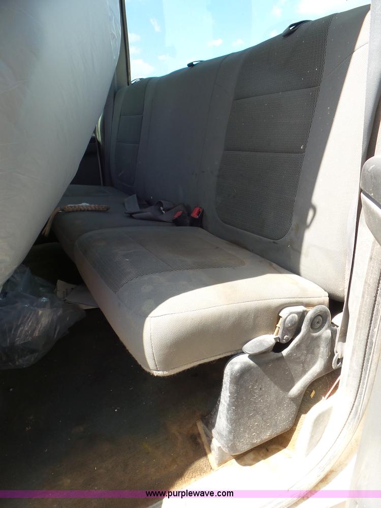 image for item CC9860 2004 Ford F250 Super Duty SuperCab pickup truck