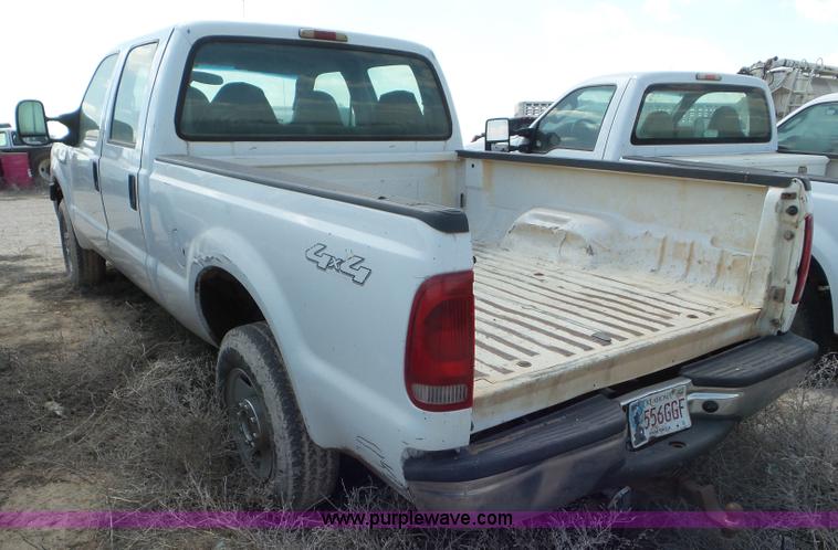 image for item CC9861 2005 Ford F250 Super Duty Crew Cab pickup truck