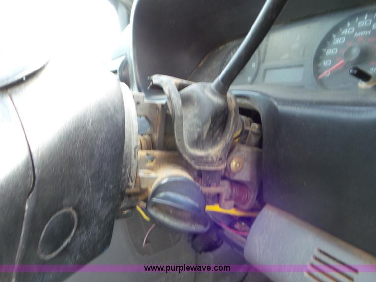 image for item CC9861 2005 Ford F250 Super Duty Crew Cab pickup truck