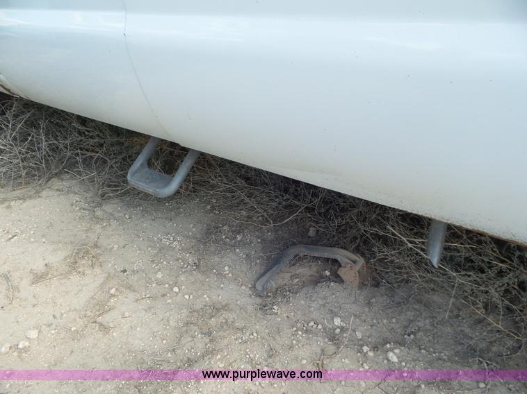 image for item CC9861 2005 Ford F250 Super Duty Crew Cab pickup truck