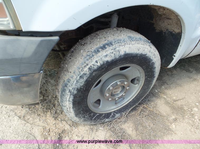 image for item CC9861 2005 Ford F250 Super Duty Crew Cab pickup truck