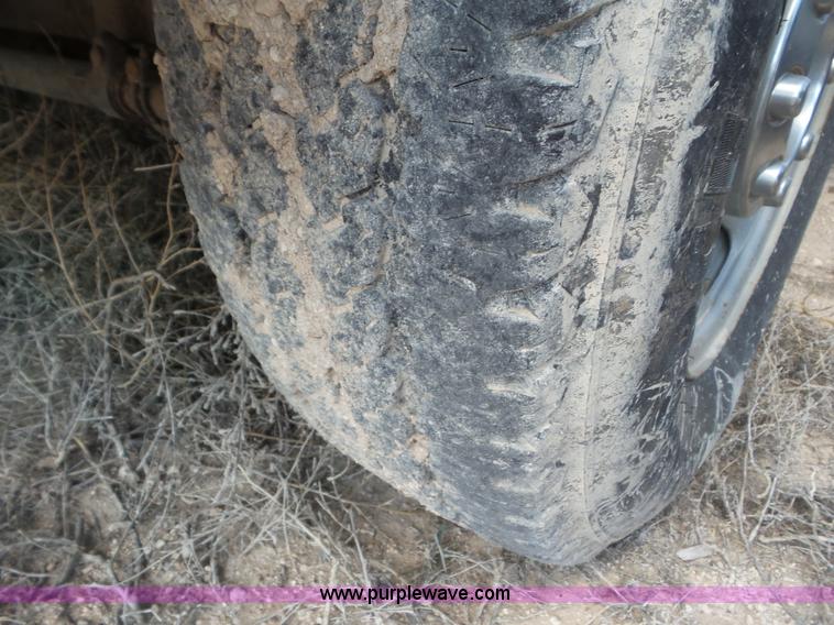 image for item CC9861 2005 Ford F250 Super Duty Crew Cab pickup truck