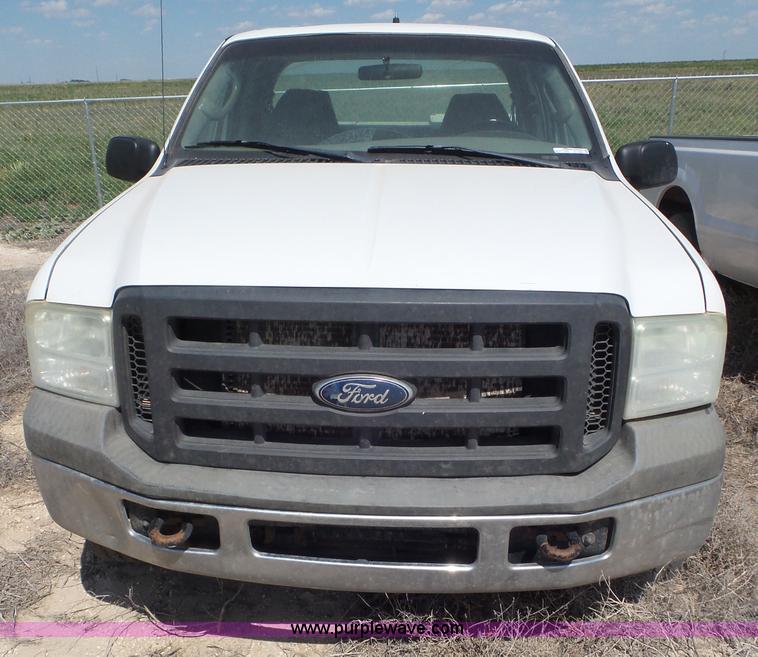image for item CC9863 2006 Ford F250 Super Duty SuperCab pickup truck