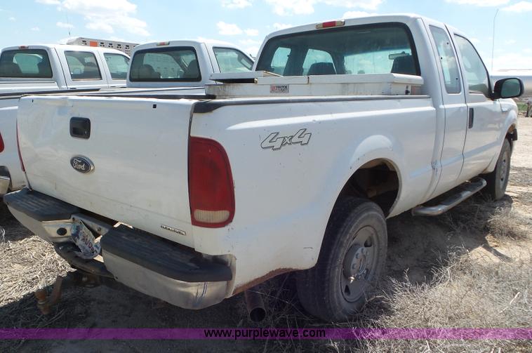 image for item CC9863 2006 Ford F250 Super Duty SuperCab pickup truck
