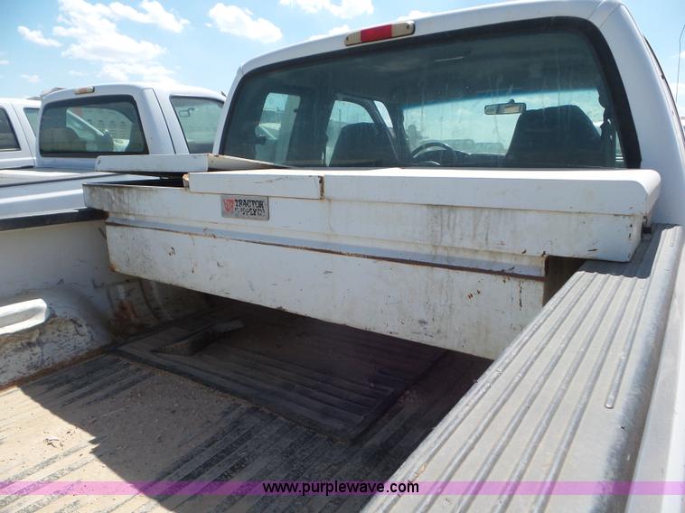 image for item CC9863 2006 Ford F250 Super Duty SuperCab pickup truck