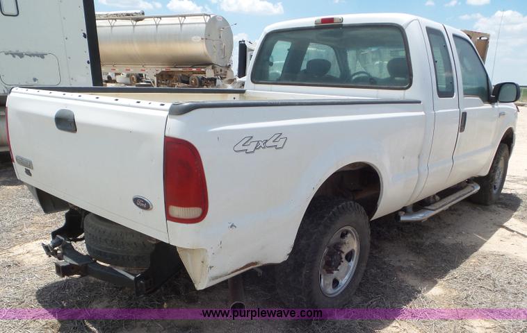 image for item CC9864 2005 Ford F250 Super Duty SuperCab pickup truck