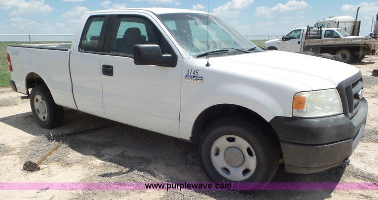 image for item CC9866 2005 Ford F150 SuperCab pickup truck