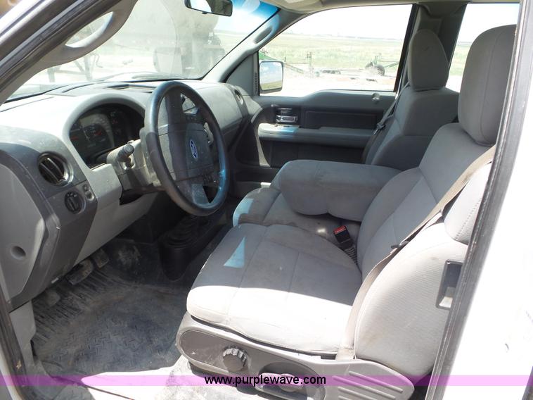 image for item CC9866 2005 Ford F150 SuperCab pickup truck