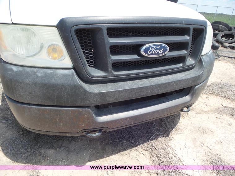 image for item CC9866 2005 Ford F150 SuperCab pickup truck